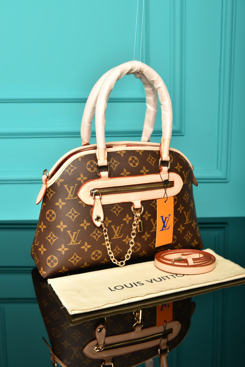 LOUIS VUITTON — Bags Women