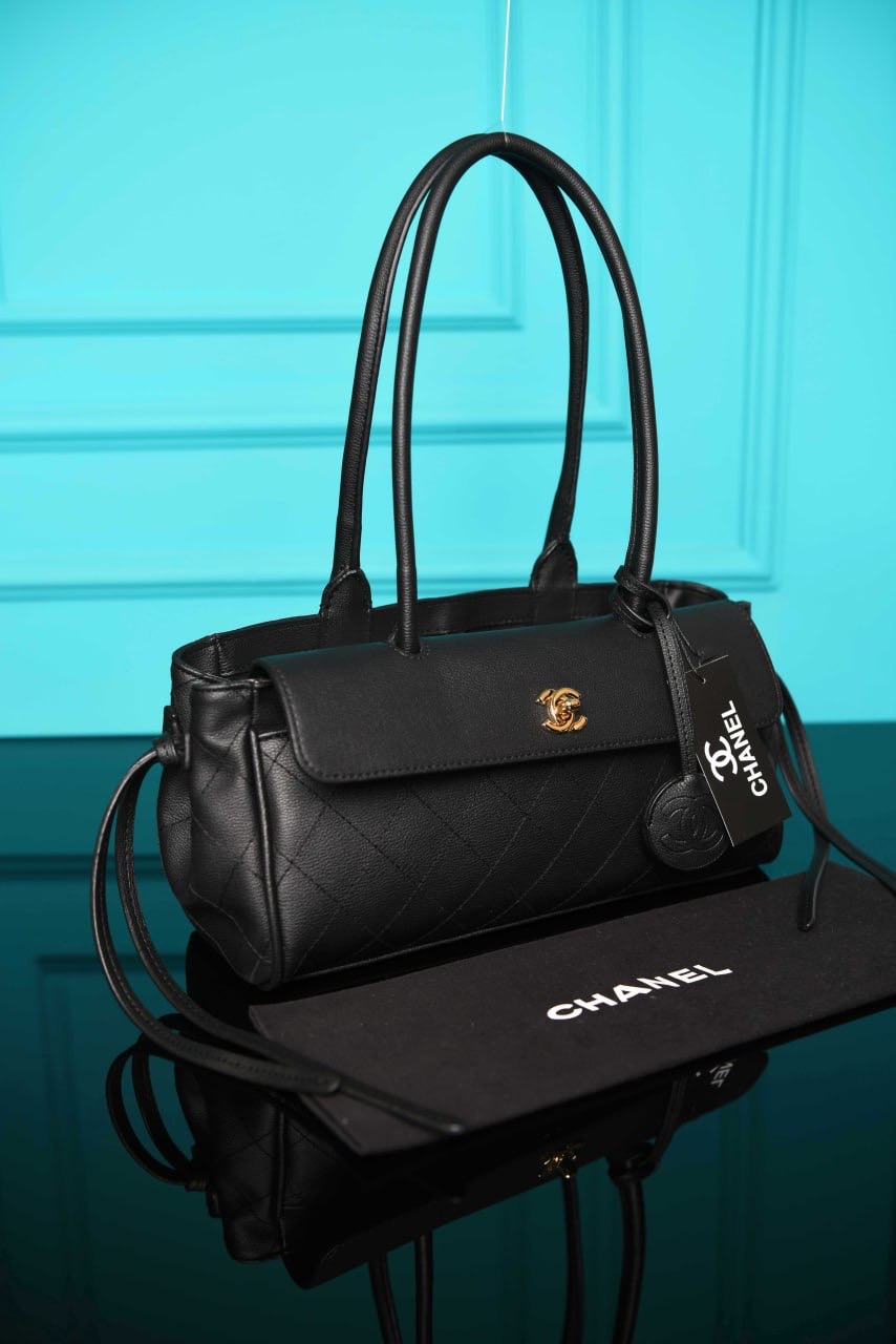 CHANEL — Taschen Damen