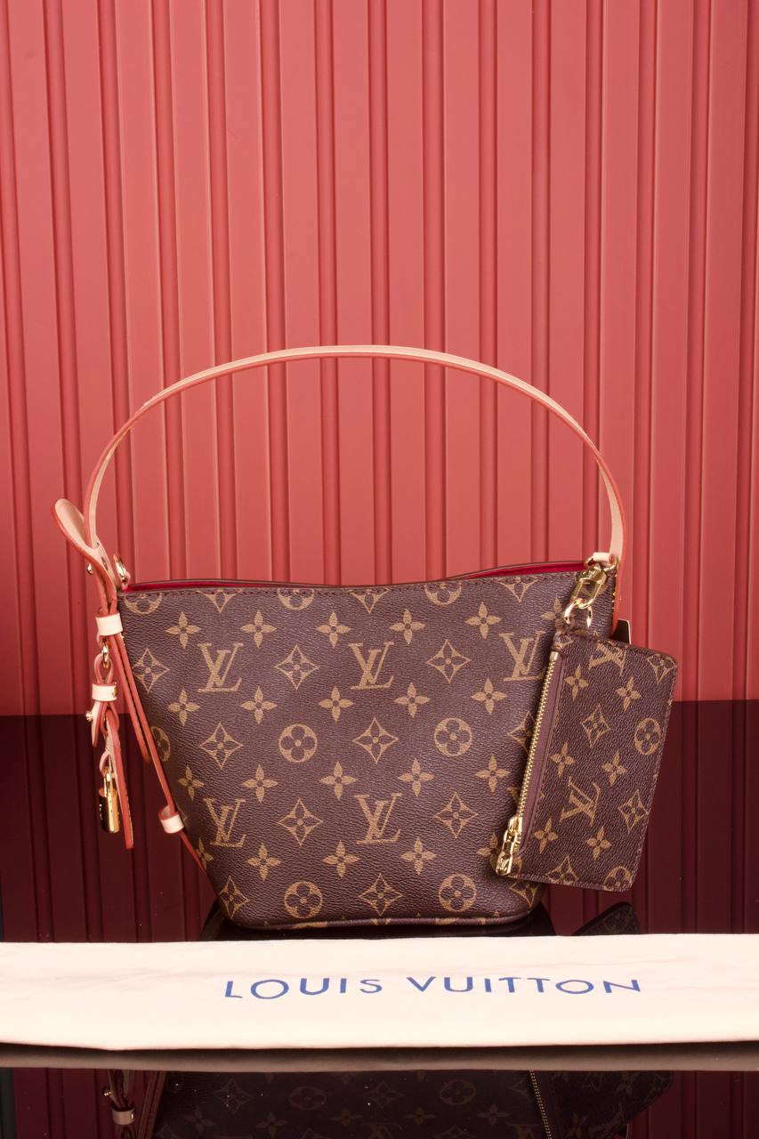 LOUIS VUITTON — Borse Donna