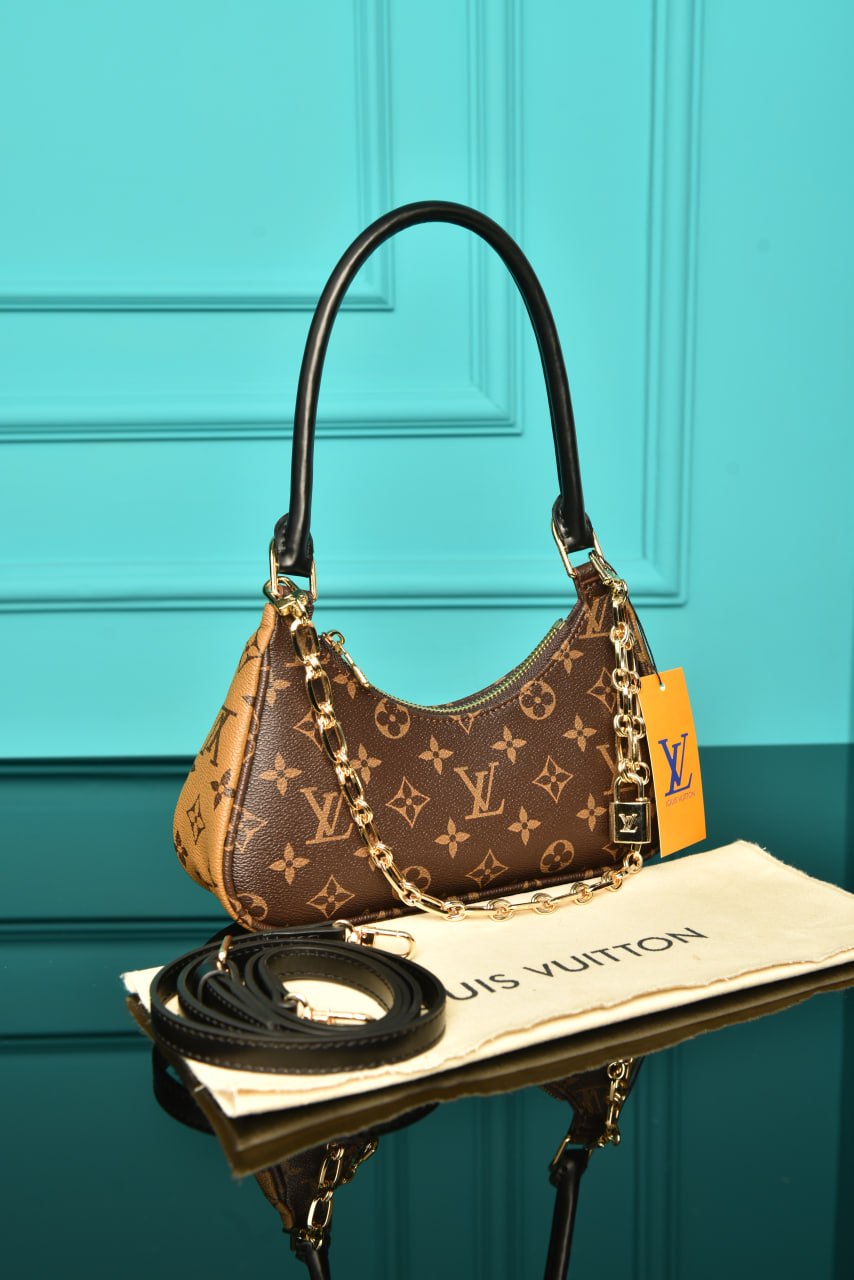 LOUIS VUITTON — Sacs Femme