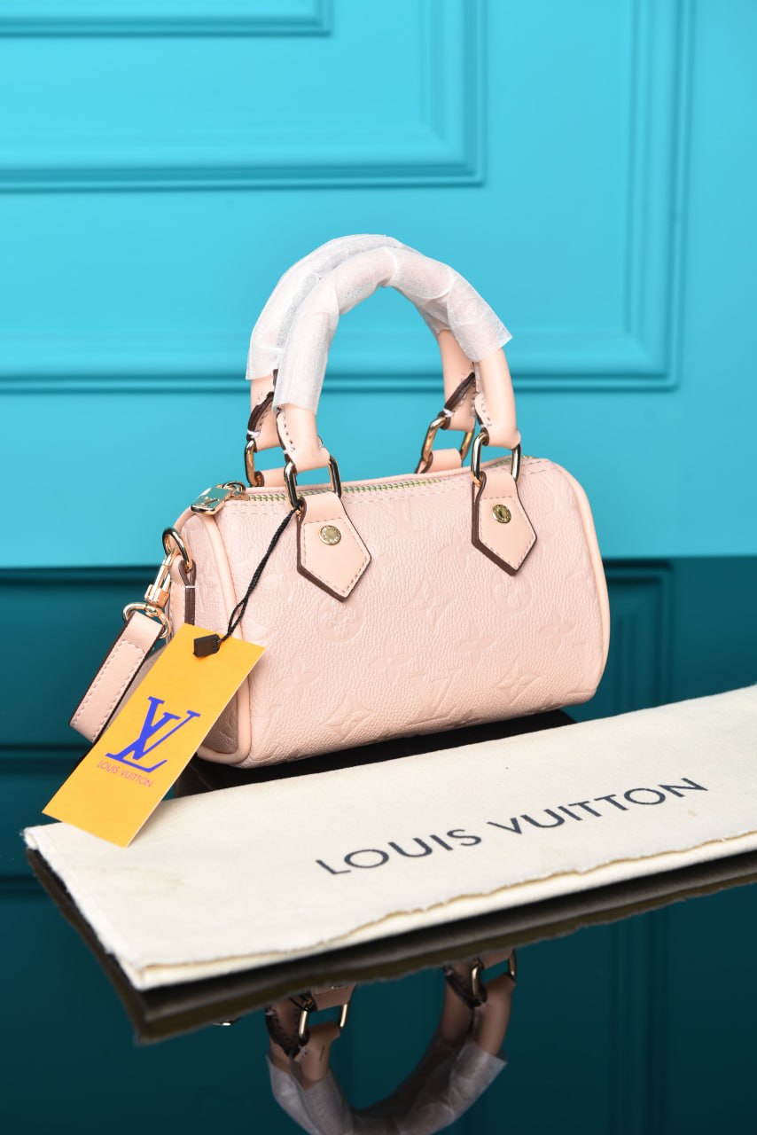 LOUIS VUITTON — Bags Women