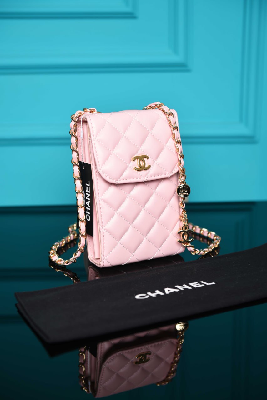 CHANEL — Taschen Damen