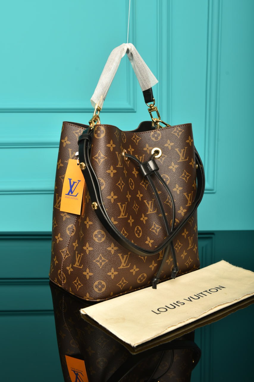 LOUIS VUITTON — Borse Donna